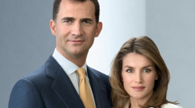 Their Royal Highnesses Prince Felipe and Princess Letizia of Asturias Visit Alcañiz and Caspe, Spain. (VIDEO)