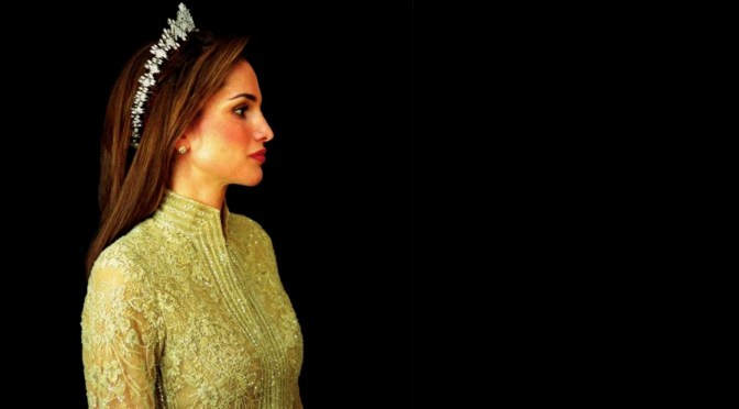 Her Majesty Queen Rania of Jordan Meets with Youth Volunteers. (VIDEO)