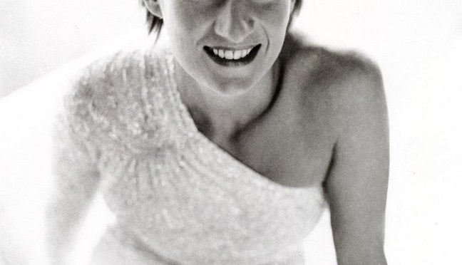 “Fairytale Dresses” of the Late, Diana Princess of Wales to be Auctioned. (VIDEO)