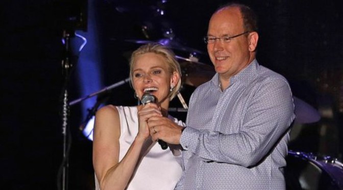 (VIDEO) TSHs Prince Albert II and Princess Charlene of Monaco Attend a Concert.