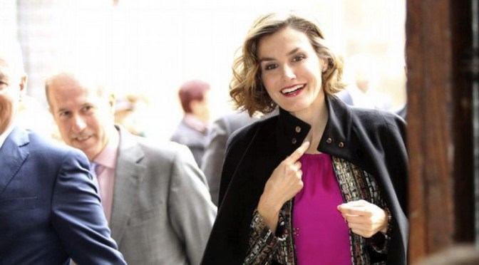 (VIDEO) HM Queen Letizia of Spain Participates in a Seminar in San Millan de la Cogolla.