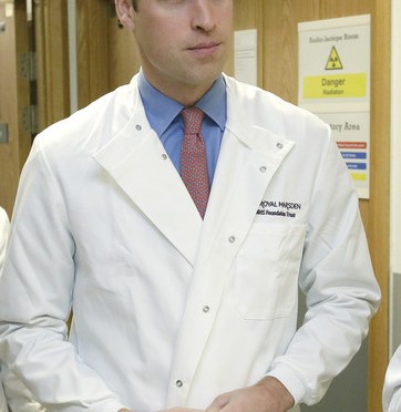 (VIDEO) HRH The Duke of Cambridge Visits The Royal Marsden NHS Foundation Trust