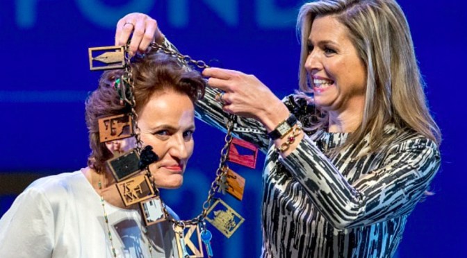 (VIDEO) HM Queen Maxima of the Netherlands Attends the 2015 Prins Bernhard Cultuurfonds Prijs.
