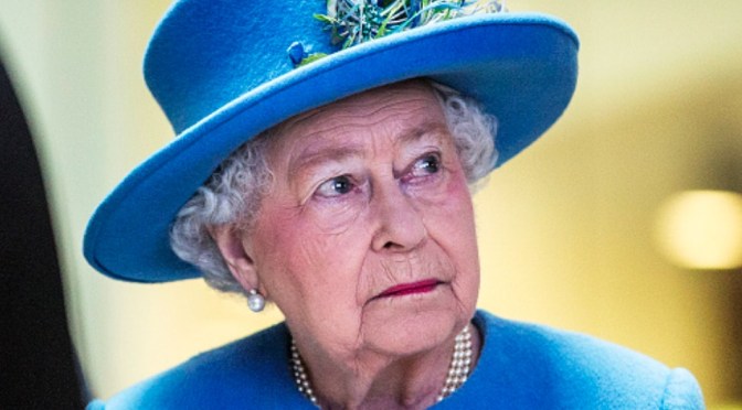 (VIDEO) Her Majesty Queen Elizabeth II Visits the Home Office in London.