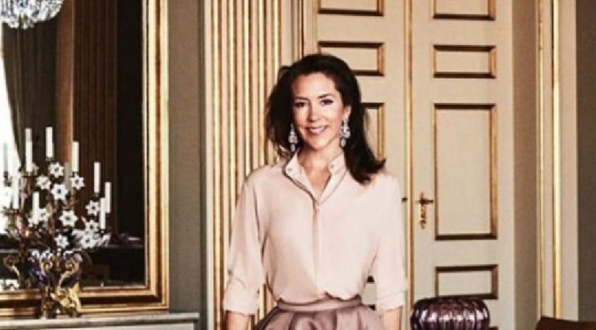 (VIDEO) HRH Crown Princess Mary of Denmark Attends the Circus.